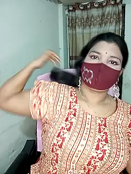 Snapshot of Hot-Angel_ chatting on 02/04/25, 01:02 Hot-Angel online show from 02/04/25, 01:02