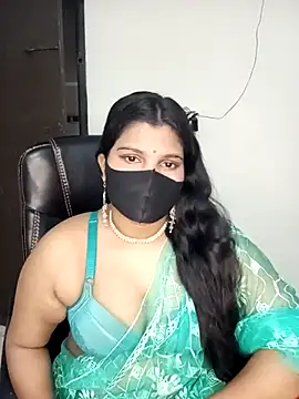 Snapshot of Hot-Angel_ chatting on 03/17/25, 06:53 Hot-Angel online show from 03/17/25, 06:53