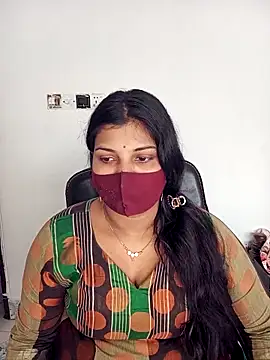 Snapshot of Hot-Angel_ chatting on 11/06/25, 04:35 Hot-Angel online show from 11/06/25, 04:35