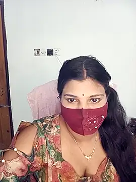 Snapshot of Hot-Angel_ chatting on 11/12/25, 02:01 Hot-Angel online show from 11/12/25, 02:01