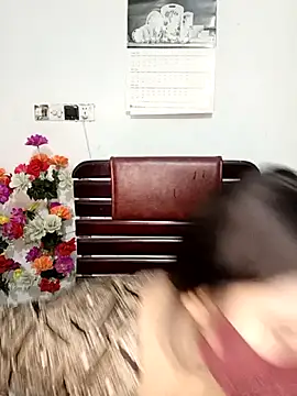 Hot-Angel  online show from 06/04/26, 03:29