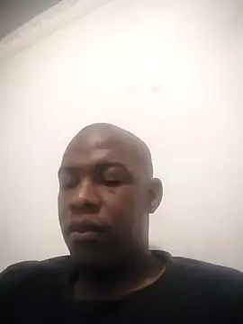 Snapshot of zuludog chatting on 05/14/26, 03:46 zuludog online show from 05/14/26, 03:46