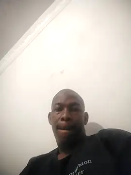 Snapshot of zuludog chatting on 05/16/26, 03:47 zuludog online show from 05/16/26, 03:47