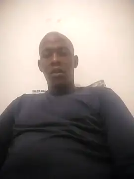Snapshot of zuludog chatting on 06/15/26, 03:31 zuludog online show from 06/15/26, 03:31