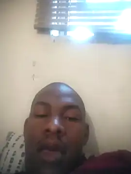 Snapshot of zuludog chatting on 07/12/26, 06:04 zuludog online show from 07/12/26, 06:04
