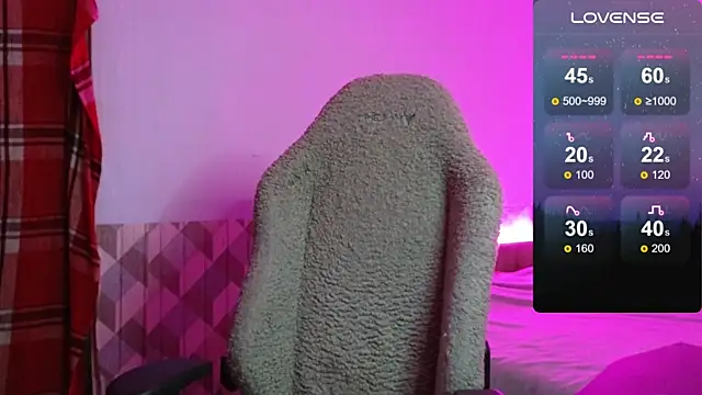 esajukyy online show from 10/29/25, 05:04