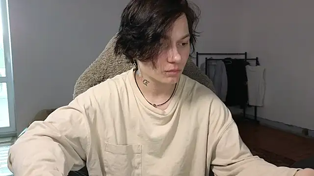 Snapshot of esajukyy chatting on 07/09/26, 02:21 esajukyy online show from 07/09/26, 02:21