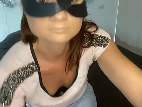 Samira-Summer online show from 01/09/25, 03:12