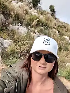 Samira-Summer online show from 12/18/25, 12:22