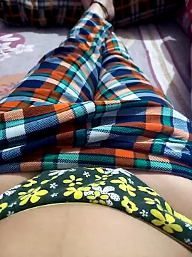 Snapshot of RupaSharma chatting on 12/15/24, 04:48 RupaSharma online show from 12/15/24, 04:48