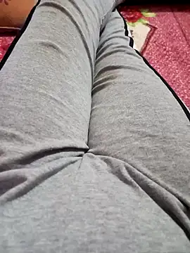 Snapshot of RupaSharma chatting on 12/21/24, 01:53 RupaSharma online show from 12/21/24, 01:53