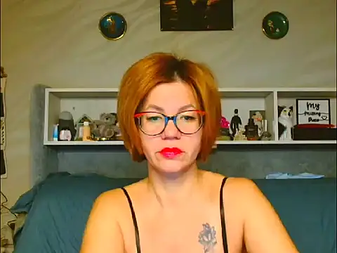 Natali3855 online show from 10/18/25, 04:15