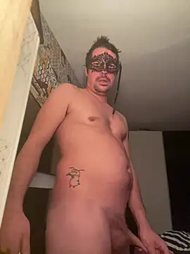 zenzero87 online show from 12/21/24, 04:14