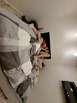 Snapshot of Llorey04 chatting on 02/28/25, 11:45 Llorey04 online show from 02/28/25, 11:45