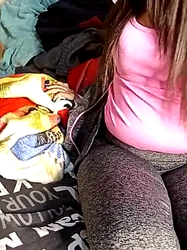 ShadiaStar online show from 11/27/25, 08:22