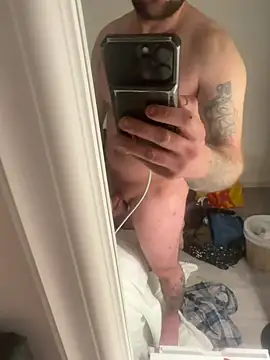 Snapshot of naughtyukcouple chatting on 02/18/25, 12:37 naughtyukcouple online show from 02/18/25, 12:37