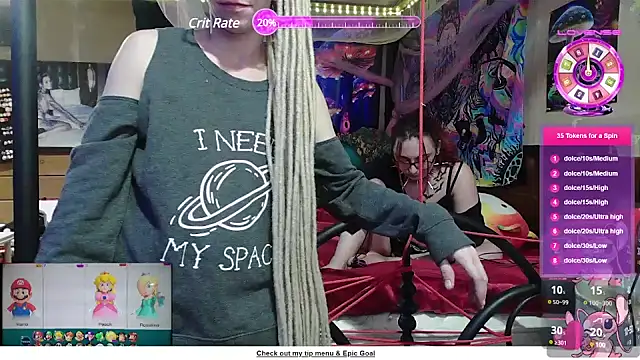 Snapshot of Stonermama666420 chatting on 02/26/25, 04:58 Stonermama666420 online show from 02/26/25, 04:58