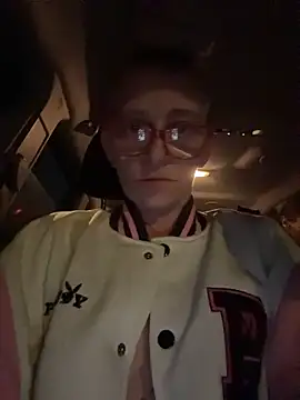 Stonermama666420 online show from 02/01/26, 08:13