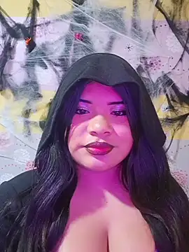 Snapshot of CANELA_9911 chatting on 10/23/25, 12:43 CANELA 9911 online show from 10/23/25, 12:43