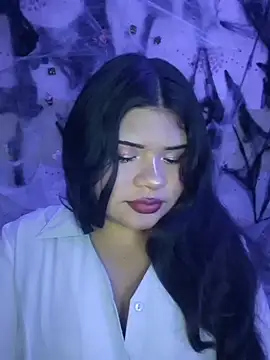 Snapshot of CANELA_9911 chatting on 11/02/25, 02:25 CANELA 9911 online show from 11/02/25, 02:25