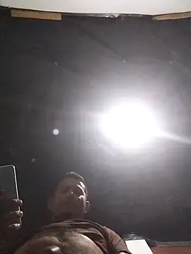 Snapshot of Feli230990 chatting on 03/23/25, 05:54 Feli230990 online show from 03/23/25, 05:54