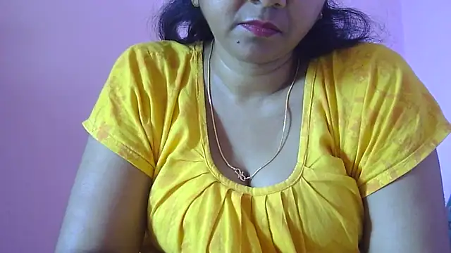 Snapshot of Suhana-sapna chatting on 03/21/26, 04:06 Suhana-sapna online show from 03/21/26, 04:06