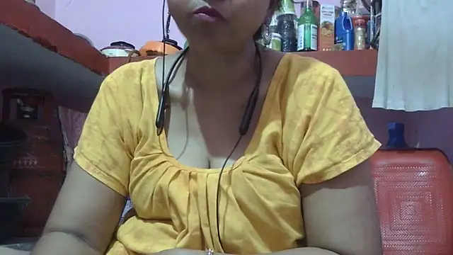 Snapshot of Suhana-sapna chatting on 05/25/26, 05:02 Suhana-sapna online show from 05/25/26, 05:02