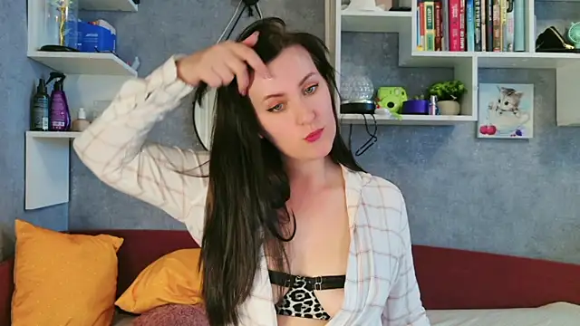 liya gorgeous online show from 05/20/26, 03:40