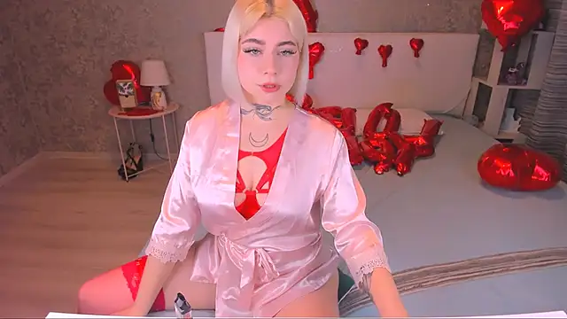 Snapshot of NikaRocks chatting on 02/18/25, 05:53 NikaRocks online show from 02/18/25, 05:53