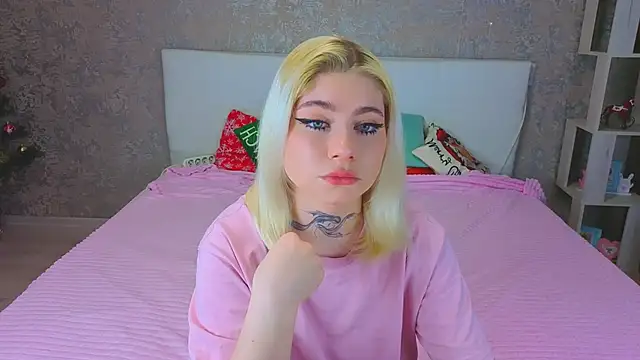 Snapshot of NikaRocks chatting on 02/08/26, 05:38 NikaRocks online show from 02/08/26, 05:38