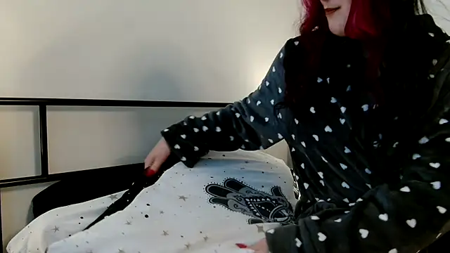 Snapshot of lunabellex chatting on 03/14/25, 01:57 lunabellex online show from 03/14/25, 01:57