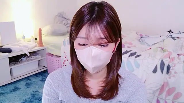 Runarunapi online show from 11/15/25, 02:35