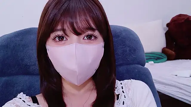 Runarunapi online show from 03/28/26, 10:04