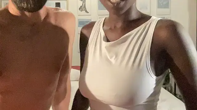 Snapshot of pamela69mike chatting on 12/21/24, 07:27 pamela69mike online show from 12/21/24, 07:27