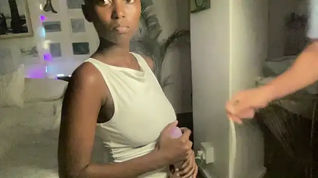 Snapshot of pamela69mike chatting on 01/17/25, 05:30 pamela69mike online show from 01/17/25, 05:30