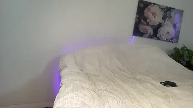 Snapshot of pamela69mike chatting on 12/20/25, 07:59 pamela69mike online show from 12/20/25, 07:59