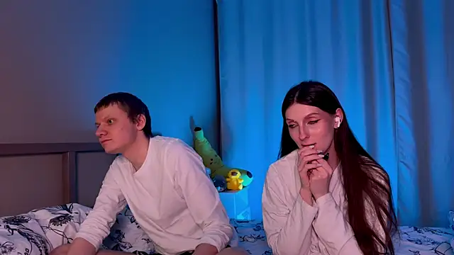 Snapshot of eternal_dream_ chatting on 03/23/25, 01:20 eternal dream  online show from 03/23/25, 01:20