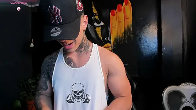 Flynn Riider online show from 10/21/25, 05:13