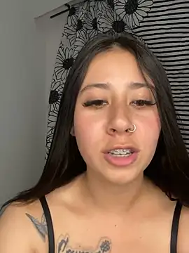 Zoee t online show from 02/21/25, 04:48