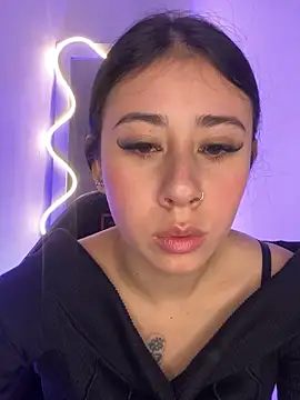 Zoee t online show from 11/02/25, 04:04