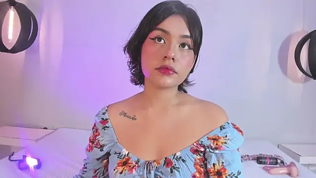 Snapshot of _sowy_venus_ chatting on 02/20/25, 12:36 sowy venus online show from 02/20/25, 12:36