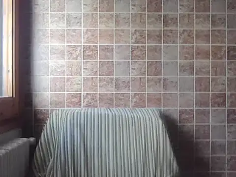  revianzip1 online show from 03/02/25, 03:05