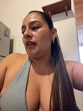 Snapshot of Gabriela-Parker_ chatting on 11/29/25, 09:18 Gabriela-Parker online show from 11/29/25, 09:18