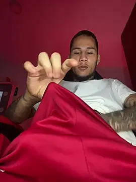 Snapshot of Junihn0 chatting on 01/30/25, 04:02 Junihn0 online show from 01/30/25, 04:02