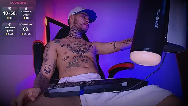 Junihn0 online show from 01/13/26, 07:19