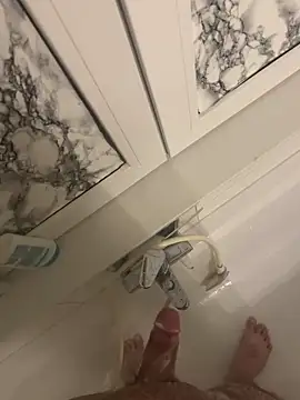 Snapshot of Loco42- chatting on 03/14/25, 09:00 Loco42- online show from 03/14/25, 09:00