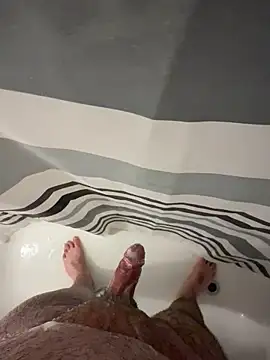 Snapshot of Loco42- chatting on 11/05/25, 01:38 Loco42- online show from 11/05/25, 01:38