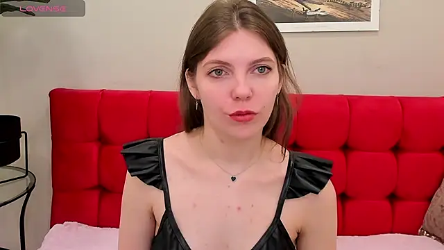 marie reyes  online show from 03/12/25, 01:36