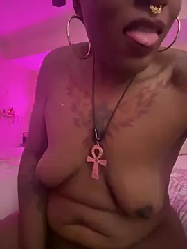 TS QUEENNAIROBI online show from 12/15/24, 08:08