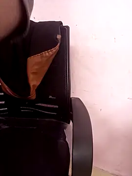 Snapshot of Cute-Anamika50 chatting on 02/08/25, 04:14 Cute-Anamika50 online show from 02/08/25, 04:14